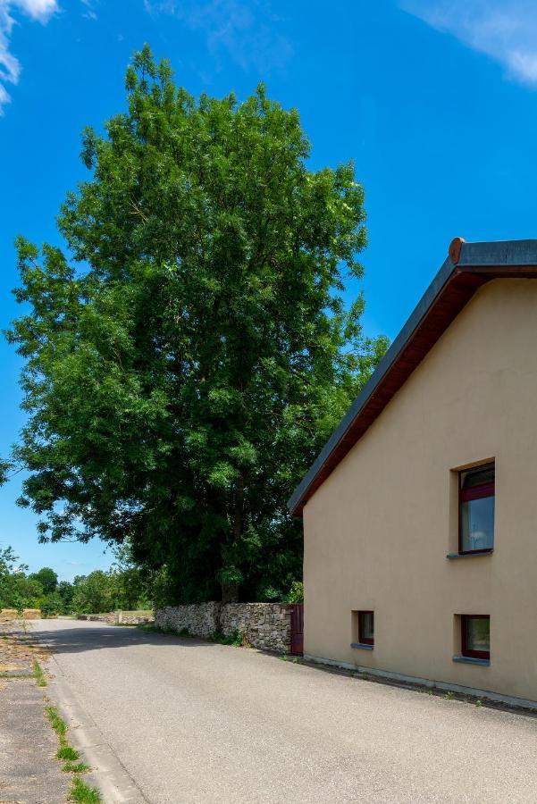 Le Vieux Nayeu Hotel Raville Kültér fotó