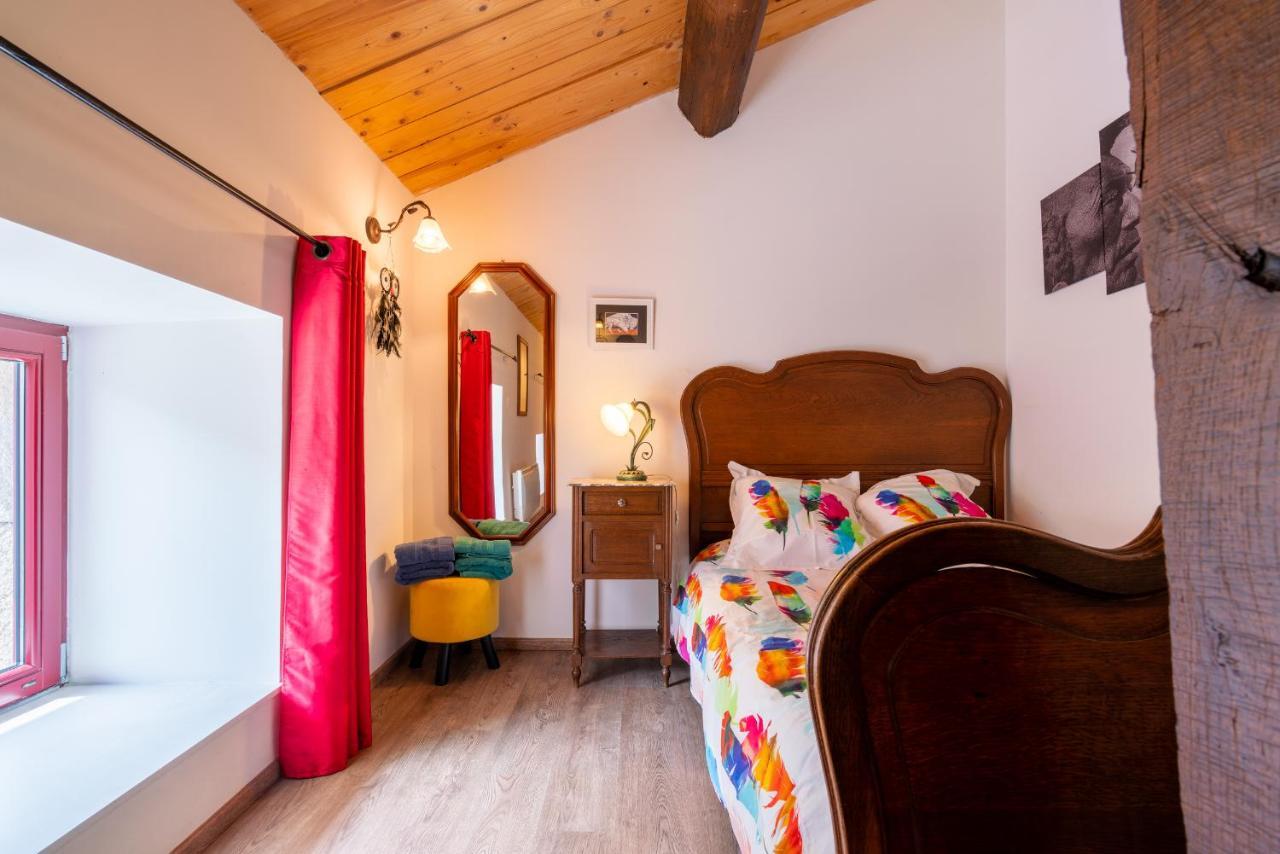Le Vieux Nayeu Hotel Raville Kültér fotó