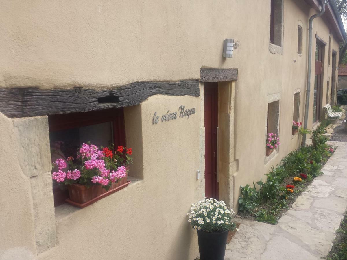 Le Vieux Nayeu Hotel Raville Kültér fotó